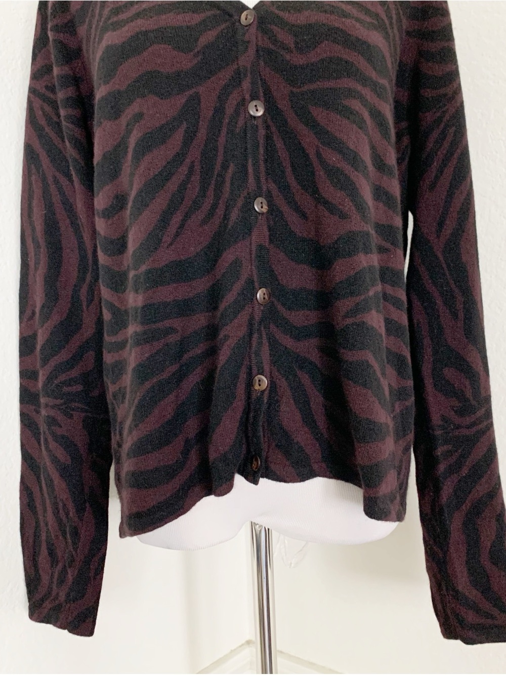NWT Nina Leonard Vtg Wool Angora Animal Print Cardigan Sweater Women’s L Brown - Picture 6 of 13